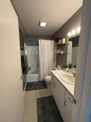 12 Wilshire Drive, Frankenmuth, MI 48734