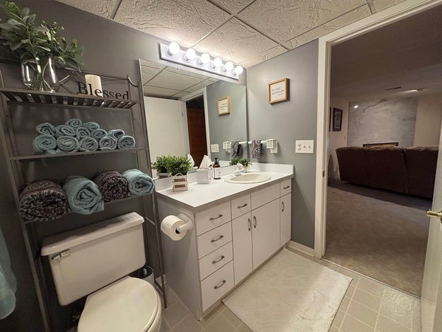 12 Wilshire Drive, Frankenmuth, MI 48734