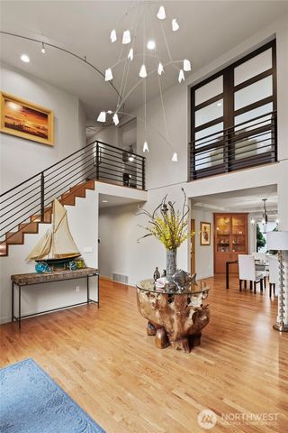 10535 NE 53rd Street, Kirkland, WA 98033