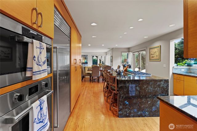 10535 NE 53rd Street, Kirkland, WA 98033