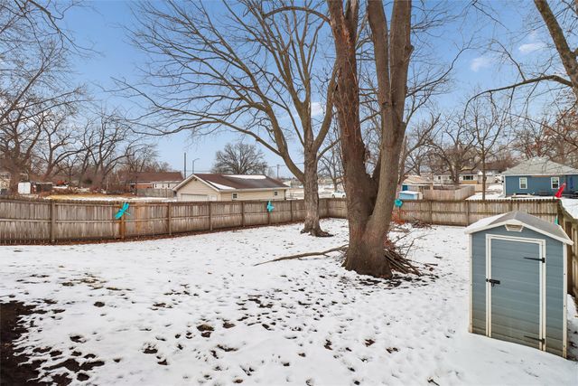 706 N Howard Street, Indianola, IA 50125