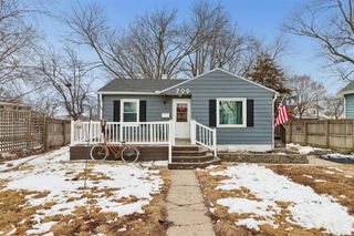 706 N Howard Street, Indianola, IA 50125
