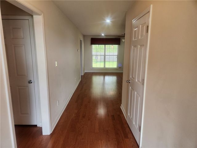 109 Peachtree, Clarksville, AR 72830