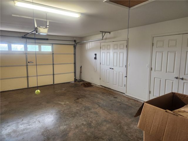 109 Peachtree, Clarksville, AR 72830