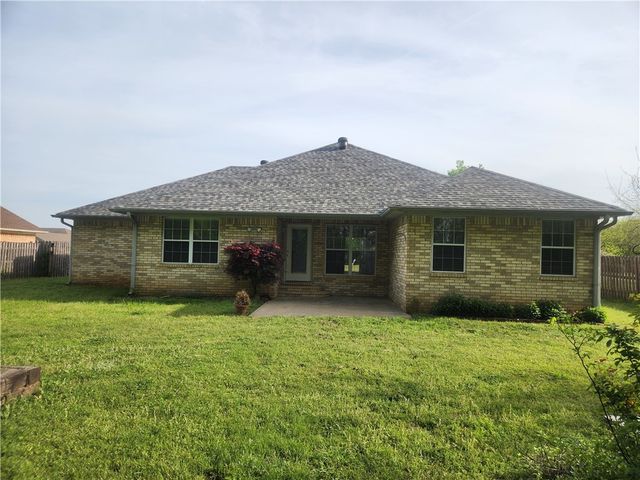 109 Peachtree, Clarksville, AR 72830