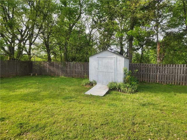 109 Peachtree, Clarksville, AR 72830
