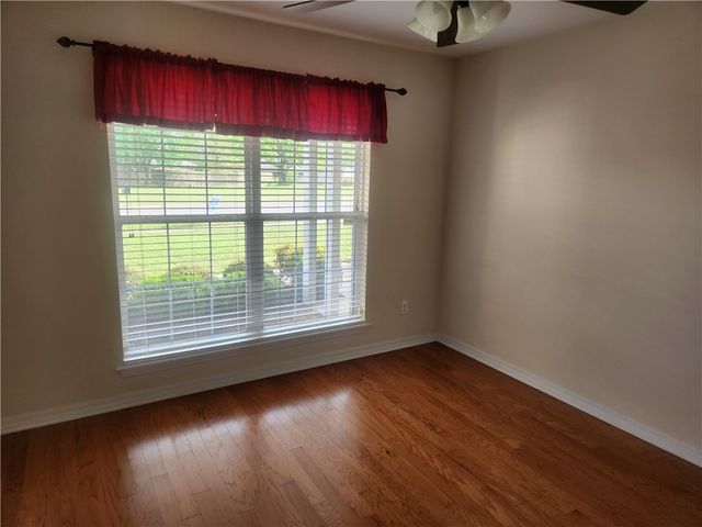109 Peachtree, Clarksville, AR 72830