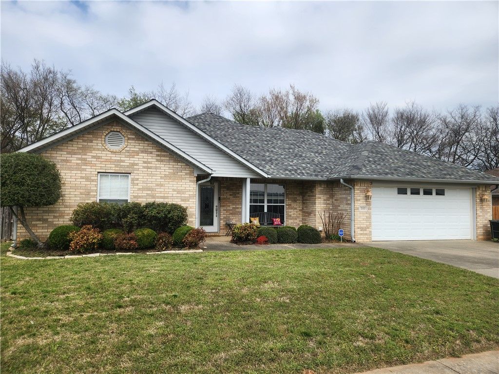 109 Peachtree, Clarksville, AR 72830
