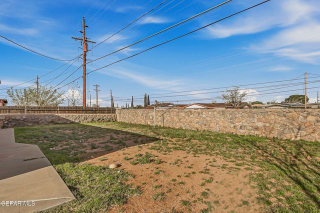 10216 SHENANDOAH Street, El Paso, TX 79924