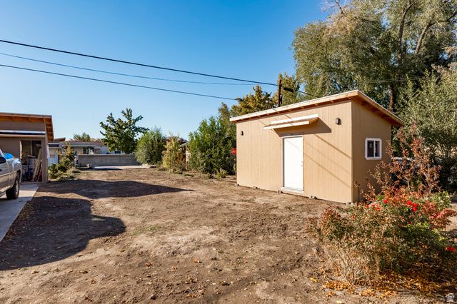 4658 S BOX ELDER ST, Murray, UT 84107