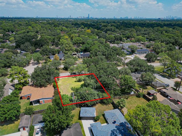 5639 W Bellfort Avenue, Houston, TX 77035