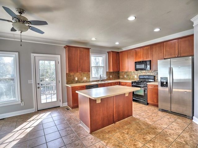 975 Odessa Drive NW, Atlanta, GA 30318