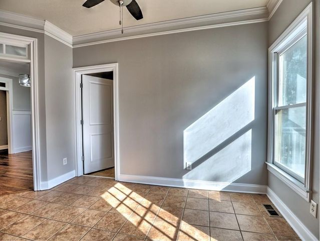 975 Odessa Drive NW, Atlanta, GA 30318