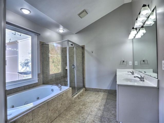 975 Odessa Drive NW, Atlanta, GA 30318
