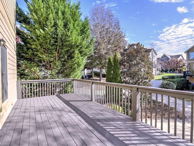 975 Odessa Drive NW, Atlanta, GA 30318