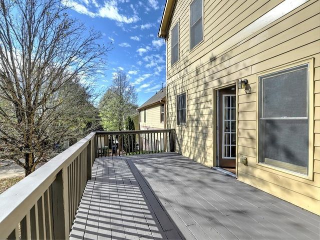 975 Odessa Drive NW, Atlanta, GA 30318