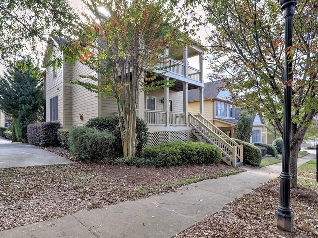 975 Odessa Drive NW, Atlanta, GA 30318