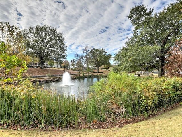 975 Odessa Drive NW, Atlanta, GA 30318