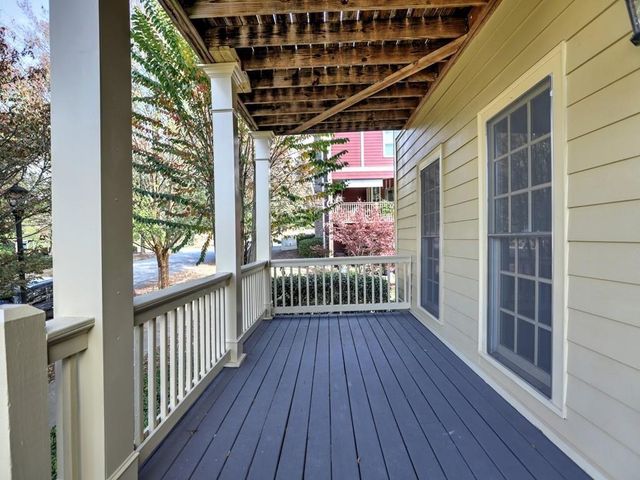 975 Odessa Drive NW, Atlanta, GA 30318