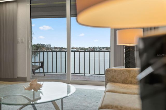 7910 SUN ISLAND DRIVE S 302, South Pasadena, FL 33707