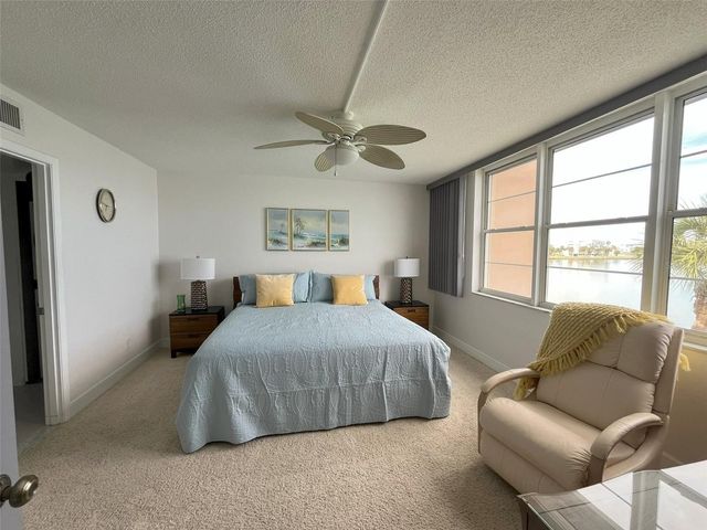 7910 SUN ISLAND DRIVE S 302, South Pasadena, FL 33707