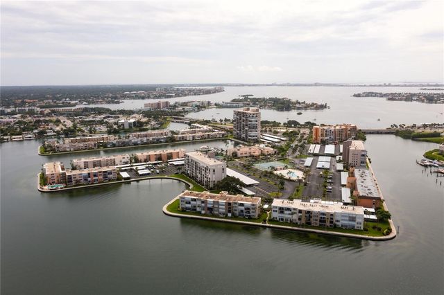 7910 SUN ISLAND DRIVE S 302, South Pasadena, FL 33707