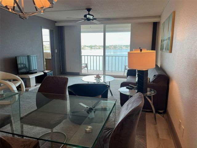 7910 SUN ISLAND DRIVE S 302, South Pasadena, FL 33707