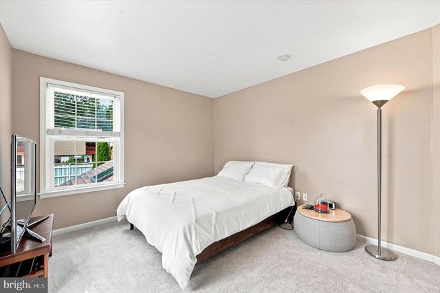 176 ASHLAND AVE, Secane, PA 19018