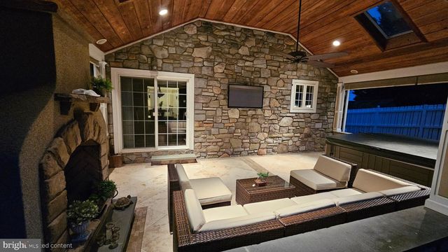 176 ASHLAND AVE, Secane, PA 19018