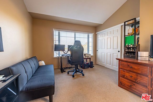 4600 Don Lorenzo Drive 4, Los Angeles, CA 90008