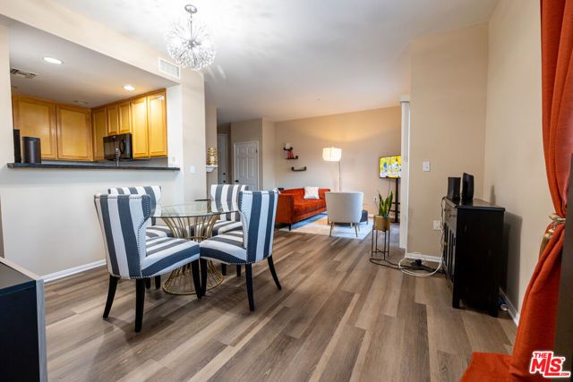 4600 Don Lorenzo Drive 4, Los Angeles, CA 90008