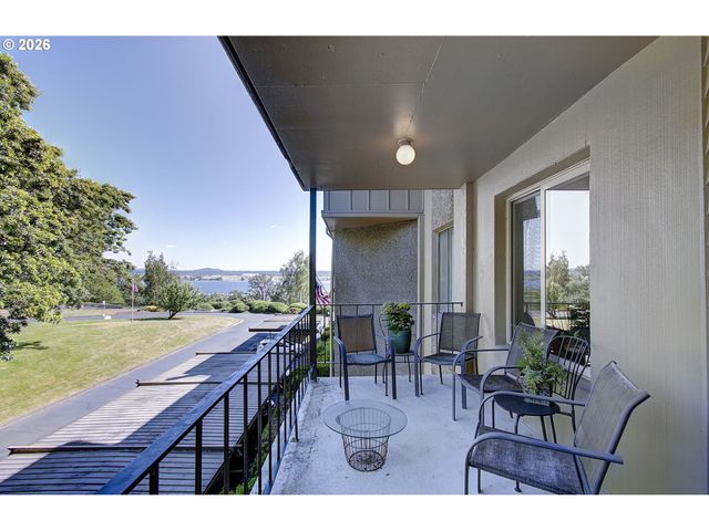 5585 E EVERGREEN Blvd 5302, Vancouver, WA 98661