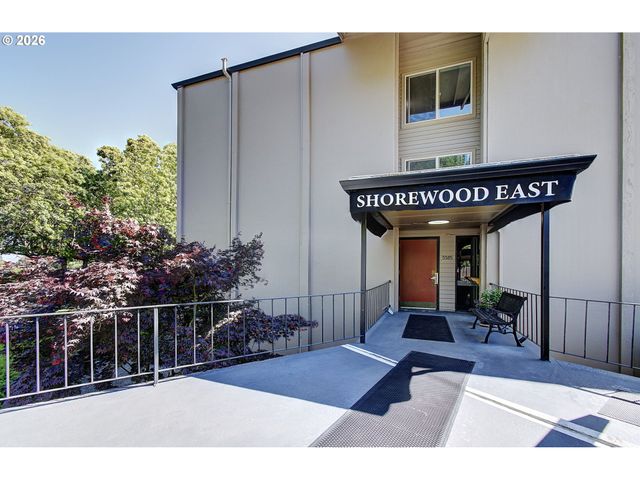 5585 E EVERGREEN Blvd 5302, Vancouver, WA 98661