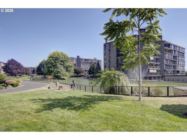 5585 E EVERGREEN Blvd 5302, Vancouver, WA 98661