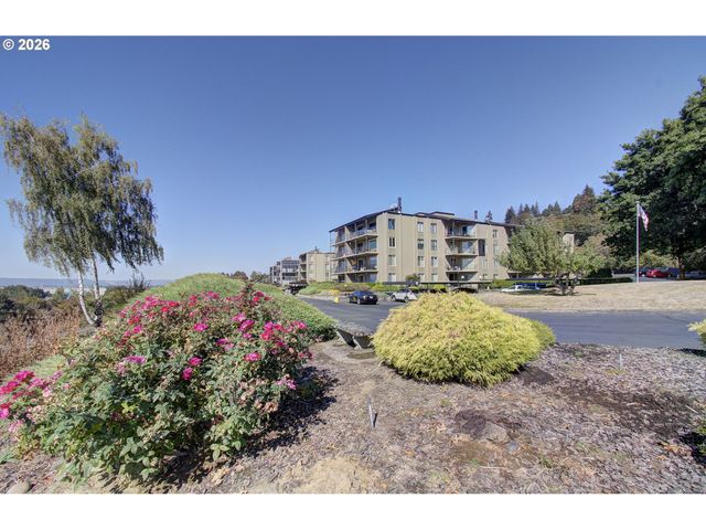 5585 E EVERGREEN Blvd 5302, Vancouver, WA 98661