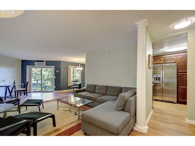 5585 E EVERGREEN Blvd 5302, Vancouver, WA 98661