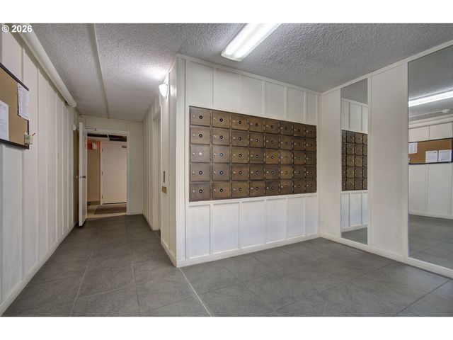 5585 E EVERGREEN Blvd 5302, Vancouver, WA 98661