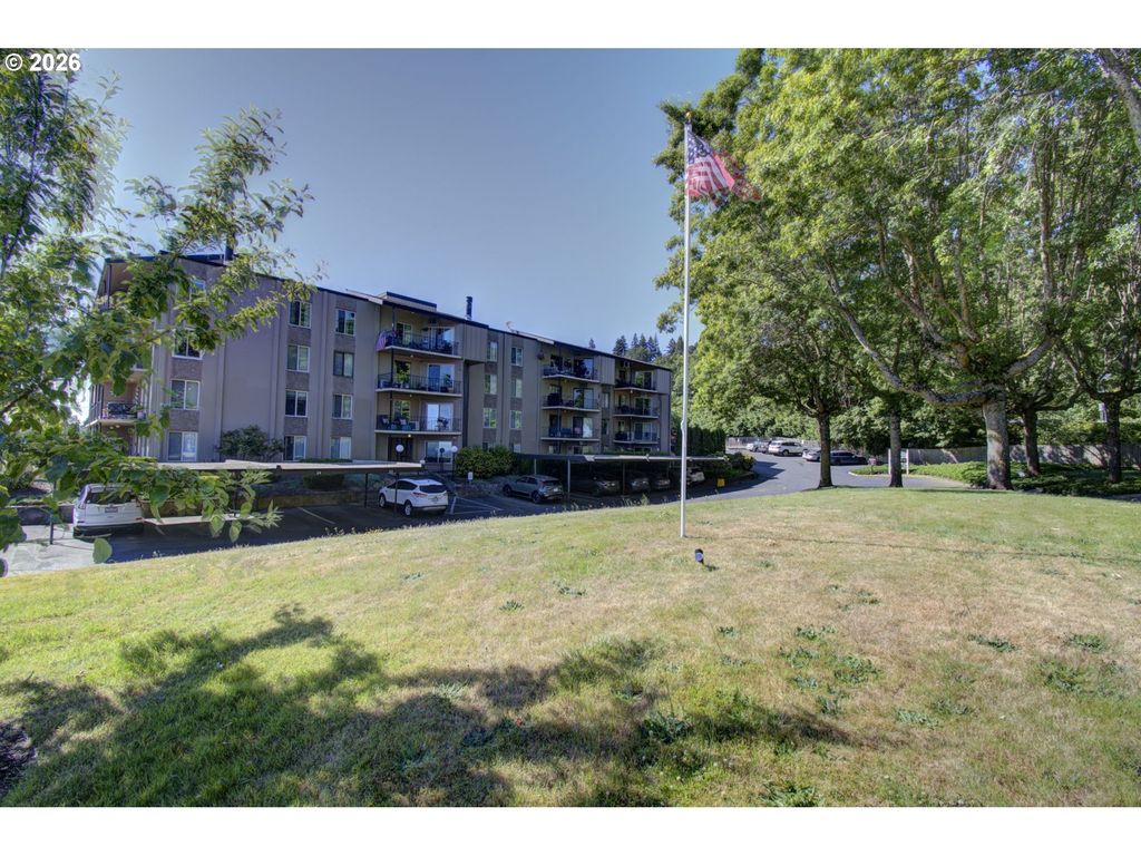 5585 E EVERGREEN Blvd 5302, Vancouver, WA 98661