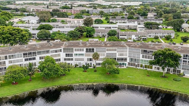2009 N Farnham N 2009, Deerfield Beach, FL 33442