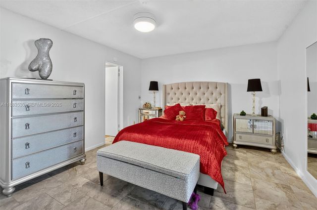 2009 N Farnham N 2009, Deerfield Beach, FL 33442