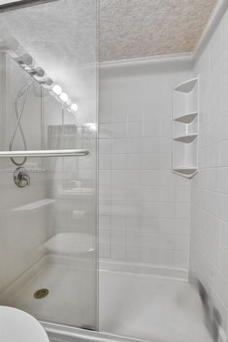 2009 N Farnham N 2009, Deerfield Beach, FL 33442