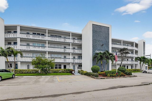 2009 N Farnham N 2009, Deerfield Beach, FL 33442
