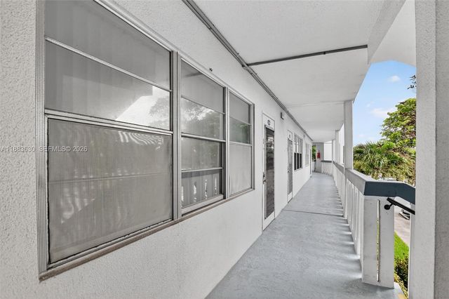 2009 N Farnham N 2009, Deerfield Beach, FL 33442