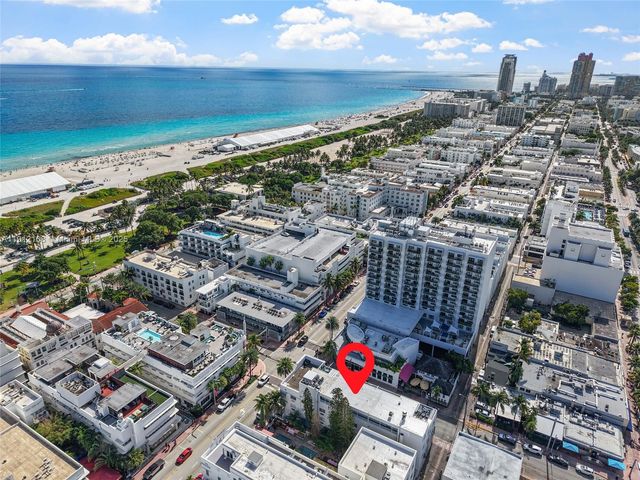 1100 Collins Ave 211, Miami Beach, FL 33139