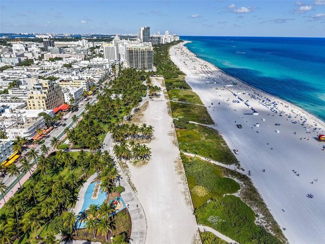 1100 Collins Ave 211, Miami Beach, FL 33139