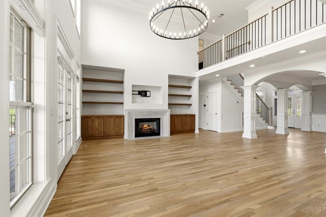 600 Mossy Pt, Mount Juliet, TN 37122
