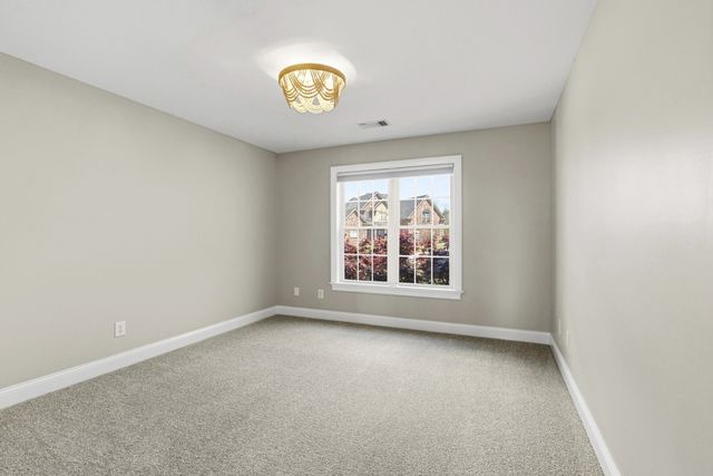 600 Mossy Pt, Mount Juliet, TN 37122