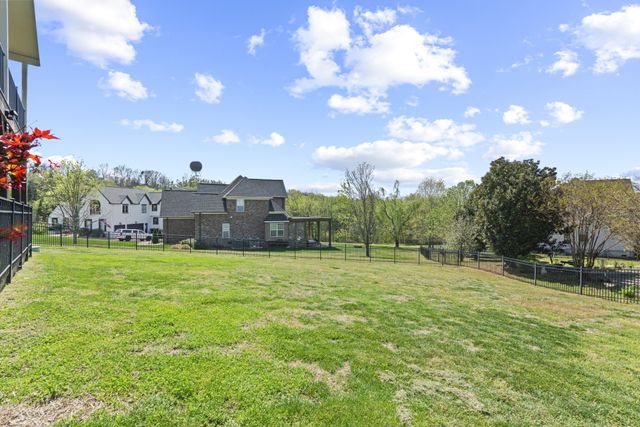 600 Mossy Pt, Mount Juliet, TN 37122
