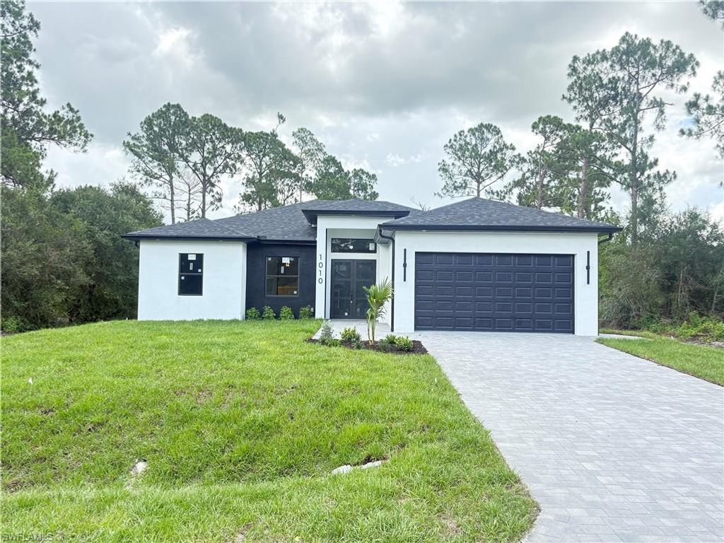 1010 Wellington AVE, LEHIGH ACRES, FL 33972 — exterior
