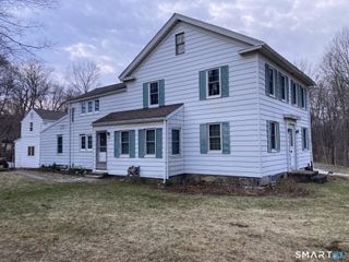 92A Huntingtown Road, Newtown, CT 06470